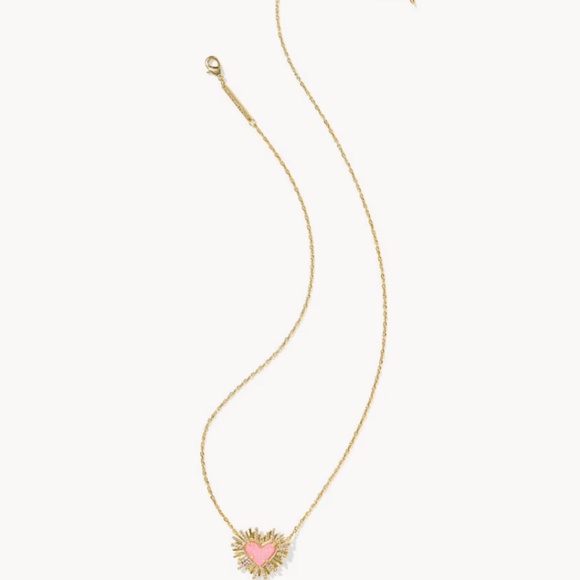 Dolly Parton x Kendra Scott Ari Heart Gold Pendant Necklace - Picture 3 of 7